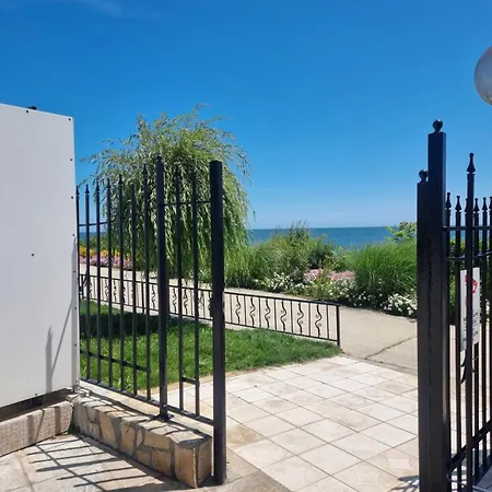 Apartman Prestige Apartment, *