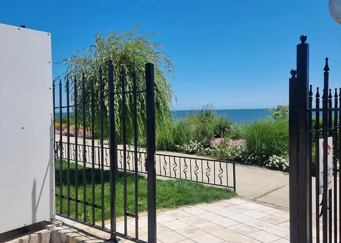 Apartman Prestige Apartment, *