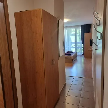 Prestige Spacious Apartment *